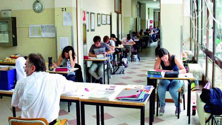 Forlì, la proposta. Test sierologici ai prof per la maturità Forlì, la proposta. Test sierologici ai prof per la maturità