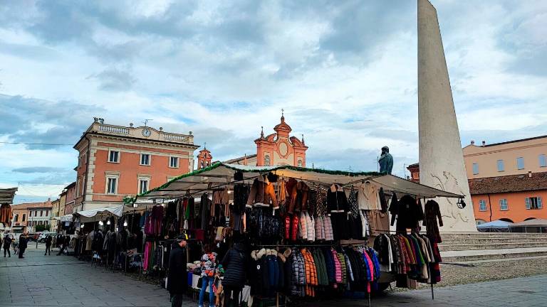 Lugo, attivo il controllo elettronico degli accessi alle aree pedonali del centro storico Lugo, attivo il controllo elettronico degli accessi alle aree pedonali del centro storico
