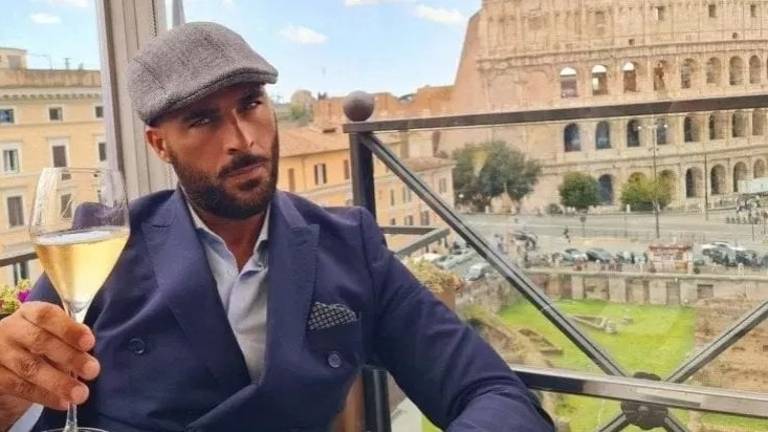 Ti distruggo, sei finita: l'ex calciatore di Cesena e Ravenna Angelo Paradiso agli arresti domiciliari per minacce alla ex Ti distruggo, sei finita: l'ex calciatore di Cesena e Ravenna Angelo Paradiso agli arresti domiciliari per minacce alla ex