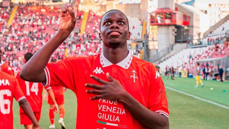 Omar Correia, centrocampista franco-senegalese della Triestina Omar Correia, centrocampista franco-senegalese della Triestina