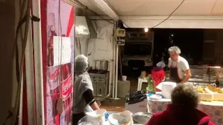 Cesenatico, “Il pesce fa festa” accende i fornelli ed è subito un successo VIDEO Cesenatico, “Il pesce fa festa” accende i fornelli ed è subito un successo VIDEO