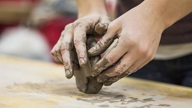 Cotignola, arte terapia per chi ha deterioramento cognitivo Cotignola, arte terapia per chi ha deterioramento cognitivo