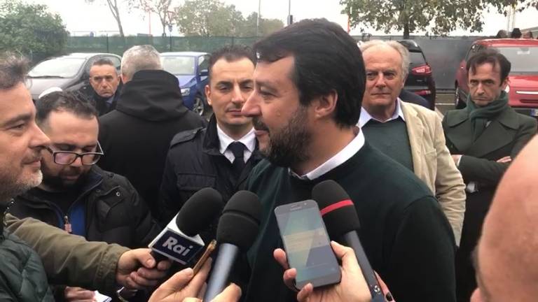 Salvini in visita alla Orogel di Cesena Esempio di cooperazione sana Salvini in visita alla Orogel di Cesena Esempio di cooperazione sana