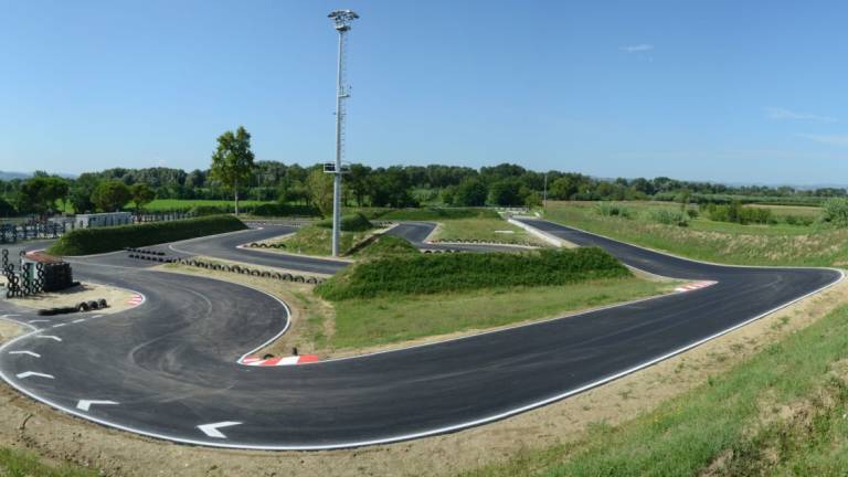 Rovinosa caduta in pista a Forlì: donna 55enne di Casalfiumanese in Rianimazione Rovinosa caduta in pista a Forlì: donna 55enne di Casalfiumanese in Rianimazione