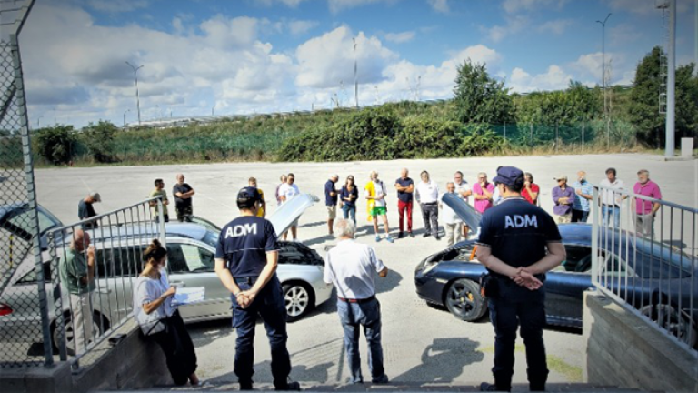 Ravenna, Porsche Carrera e Mercedes all'asta dopo il sequestro: il ricavato alla Protezione Civile per l'alluvione Ravenna, Porsche Carrera e Mercedes all'asta dopo il sequestro: il ricavato alla Protezione Civile per l'alluvione