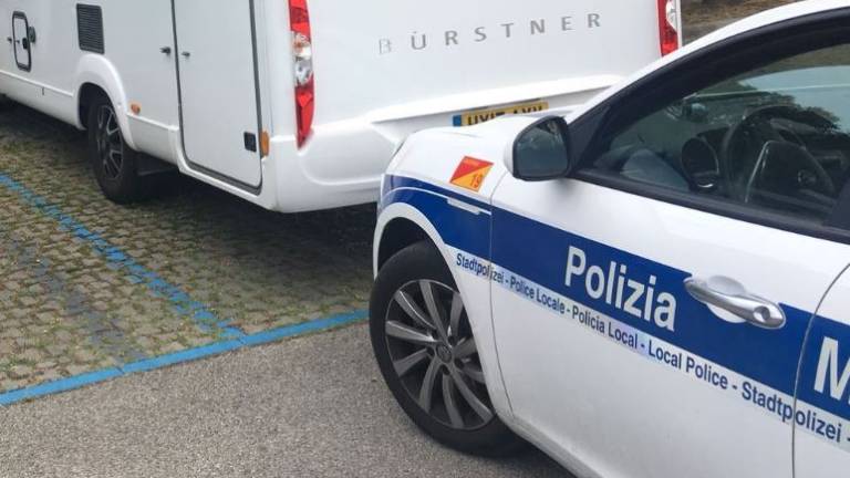 Ravenna, camper in sosta abusiva: 18 sanzioni Ravenna, camper in sosta abusiva: 18 sanzioni