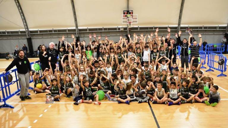 Basket, dal 2 gennaio i canestri giovani di Faenza Basket, dal 2 gennaio i canestri giovani di Faenza