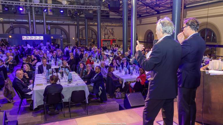 VELALa festa di fine anno del Circolo Velico Ravennate tra piccoli e grandi campioni VELALa festa di fine anno del Circolo Velico Ravennate tra piccoli e grandi campioni