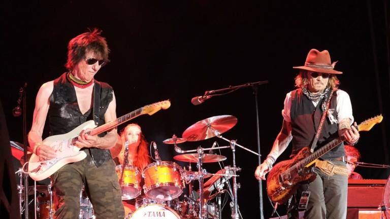 Jeff Beck e Johnny Depp, la strana coppia che conquista Jeff Beck e Johnny Depp, la strana coppia che conquista