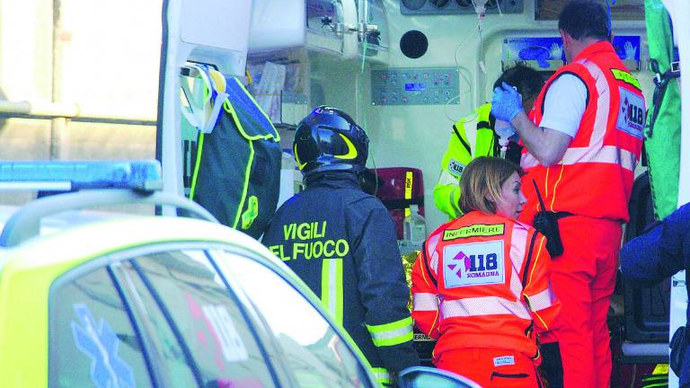 Cervia, infortunio in un autolavaggio: 30enne perde un braccio Cervia, infortunio in un autolavaggio: 30enne perde un braccio