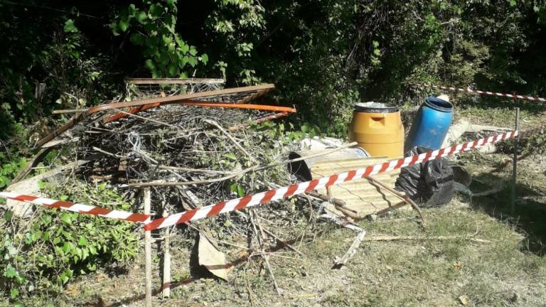 Trovati 100 quintali di rifiuti nei fiumi di Forlì e Cesena Trovati 100 quintali di rifiuti nei fiumi di Forlì e Cesena