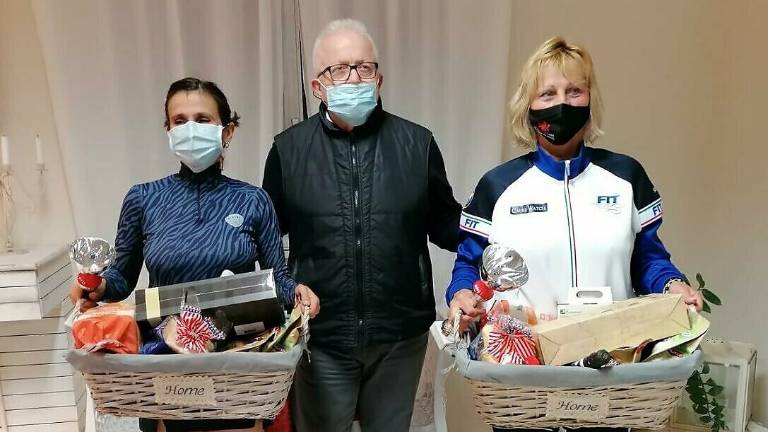Tennis, Flora Perfetti e Giovanni Lelli Mami trionfano a Bagnacavallo Tennis, Flora Perfetti e Giovanni Lelli Mami trionfano a Bagnacavallo