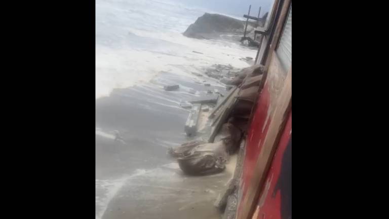 Ravenna, gli effetti della burrasca sui bagni di Marina Romea Ravenna, gli effetti della burrasca sui bagni di Marina Romea