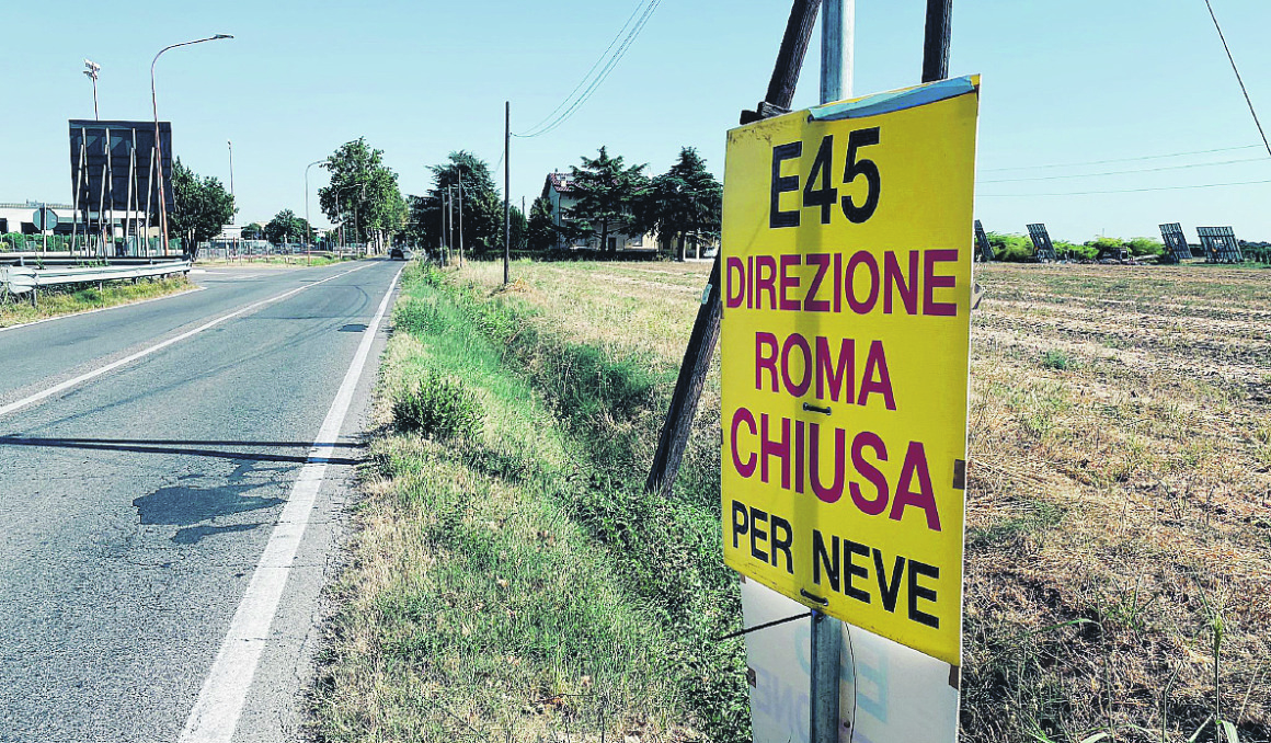 Freddo e strade: già in vigore l'obbligo di pneumatici invernali sulla E45 Freddo e strade: già in vigore l'obbligo di pneumatici invernali sulla E45