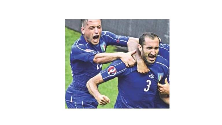 Calcio, Giaccherini: Splendida Italia, la tua forza è stata il gruppo Calcio, Giaccherini: Splendida Italia, la tua forza è stata il gruppo