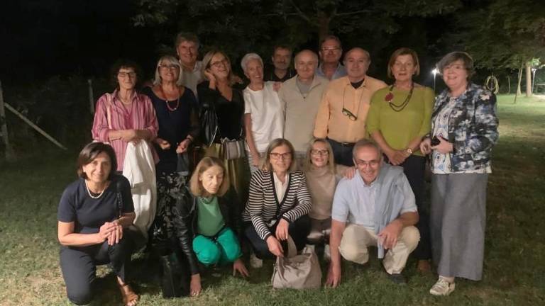 La quinta B del Liceo Scientifico Alessandro Serpieri di Rimini si ritrova dopo 50 anni La quinta B del Liceo Scientifico Alessandro Serpieri di Rimini si ritrova dopo 50 anni