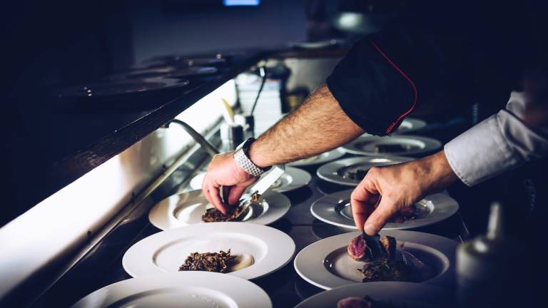 San Marino, cibo avariato al ristorante: sequestrati 159 chili di alimenti San Marino, cibo avariato al ristorante: sequestrati 159 chili di alimenti