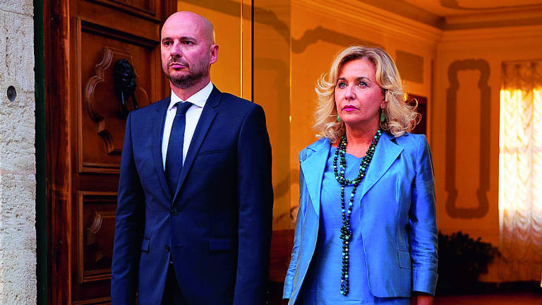 San Marino, Luca Boschi e Mariella Mularoni i nuovi Capitani Reggenti San Marino, Luca Boschi e Mariella Mularoni i nuovi Capitani Reggenti