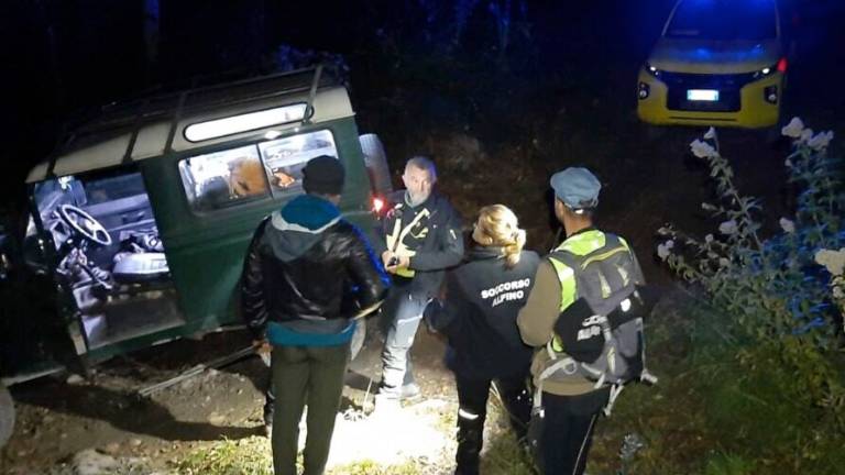 Finisce nel crepaccio, poi si perde: turista tedesco soccorso a Verghereto Finisce nel crepaccio, poi si perde: turista tedesco soccorso a Verghereto