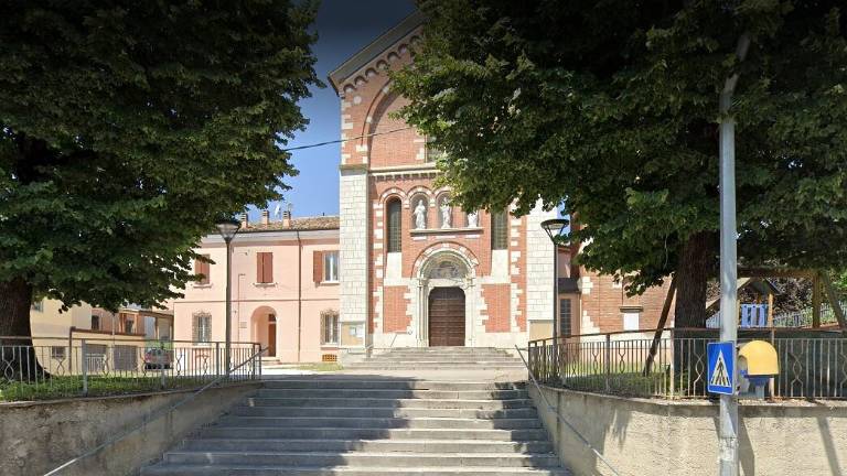 Cesena, si rischia il quinto rinvio: a Borello la prima Comunione è un'odissea Cesena, si rischia il quinto rinvio: a Borello la prima Comunione è un'odissea