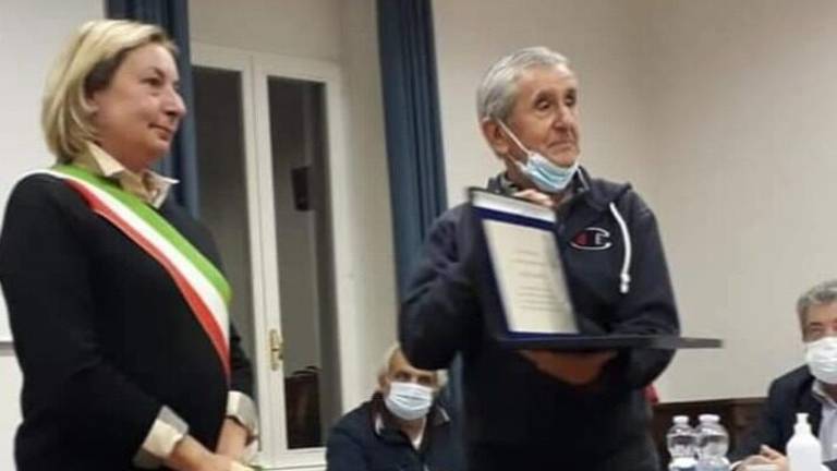 Pemilcuore conferisce la cittadinanza onoraria al maestro Boscherini Pemilcuore conferisce la cittadinanza onoraria al maestro Boscherini