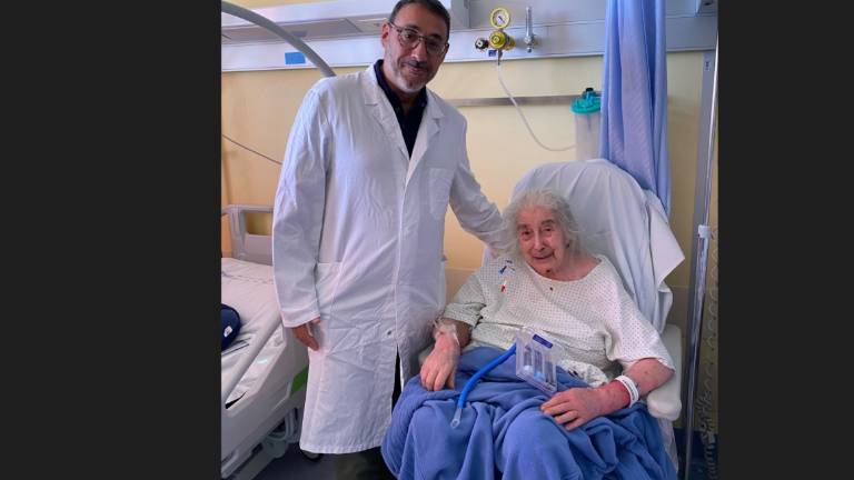 Ravenna, a 102 anni supera un intervento chirurgico: Ora torno a insegnare francese Ravenna, a 102 anni supera un intervento chirurgico: Ora torno a insegnare francese