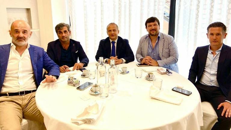 Calcio, l'esito del summit tra Associazione Ravenna Fc e Del Conte Calcio, l'esito del summit tra Associazione Ravenna Fc e Del Conte