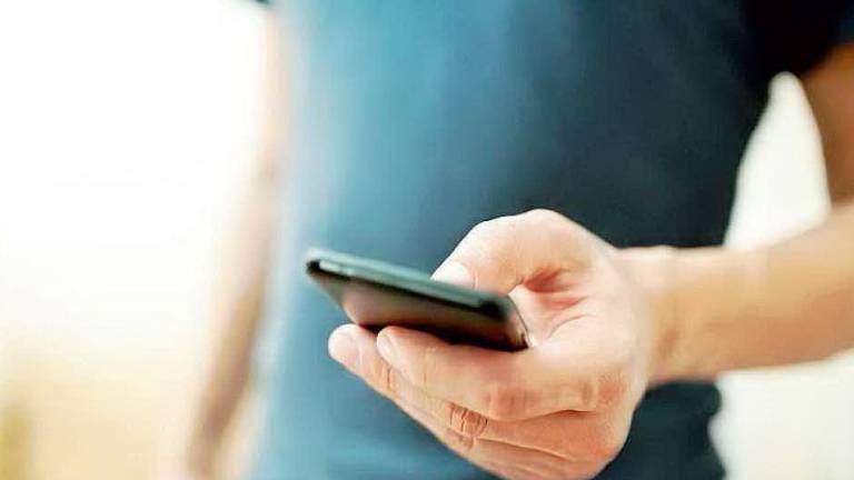 Rimini, Gps nell'auto per controllare la moglie: marito geloso nei guai Rimini, Gps nell'auto per controllare la moglie: marito geloso nei guai