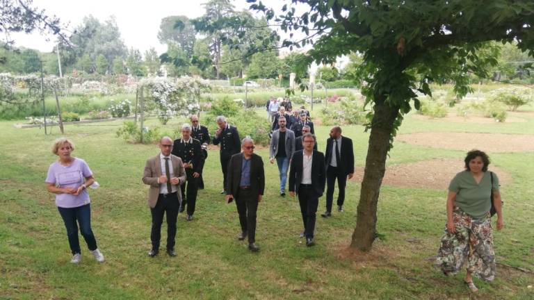 Faenza, il prefetto De Rosa in visita all'Istituto Persolino Strocchi Faenza, il prefetto De Rosa in visita all'Istituto Persolino Strocchi