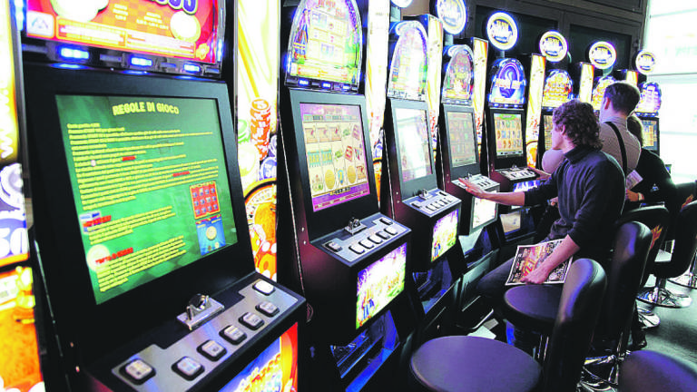 Ravenna. Troppo vicina al cinema, Consiglio di Stato conferma lo stop a una sala slot Ravenna. Troppo vicina al cinema, Consiglio di Stato conferma lo stop a una sala slot