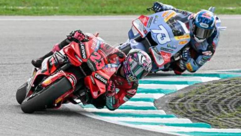 MotoGp, Gp di Malesia: la riscossa di Bastianini, Bagnaia sul terzo gradino del podio davanti a Martin. Bezzecchi sesto MotoGp, Gp di Malesia: la riscossa di Bastianini, Bagnaia sul terzo gradino del podio davanti a Martin. Bezzecchi sesto