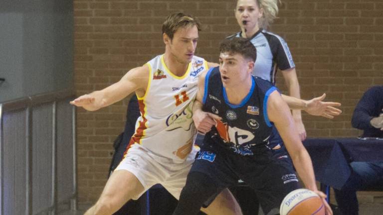 Basket A2, OraSì col fiato sospeso per Denegri Basket A2, OraSì col fiato sospeso per Denegri