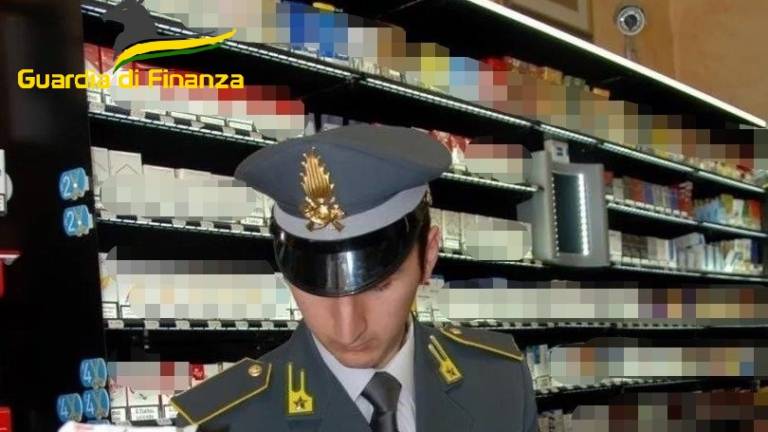 Rifiuta il pagamento di un pacchetto di sigarette col Pos: multato tabaccaio a Rimini Rifiuta il pagamento di un pacchetto di sigarette col Pos: multato tabaccaio a Rimini