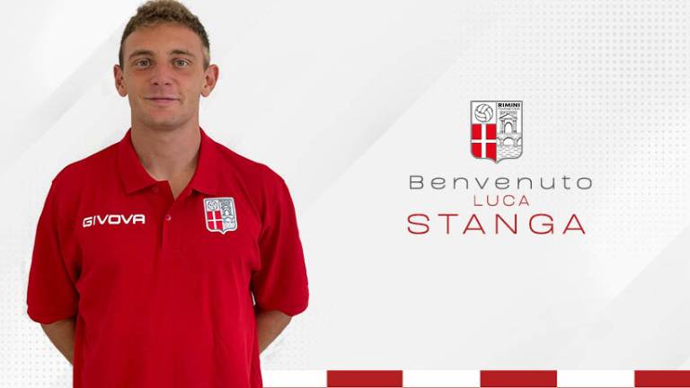Calcio serie C, il Rimini puntella la difesa con Luca Stanga Calcio serie C, il Rimini puntella la difesa con Luca Stanga