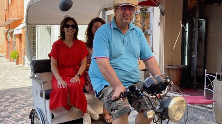 Alessandro Braschi: Non trovi il parcheggio a Cesena? Ti vengo a prendere in bici e ti porto a mangiare al Sangiò Alessandro Braschi: Non trovi il parcheggio a Cesena? Ti vengo a prendere in bici e ti porto a mangiare al Sangiò