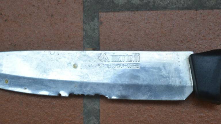 Minacciò infermiere, aggressione armata: arrestato a Cesena Minacciò infermiere, aggressione armata: arrestato a Cesena