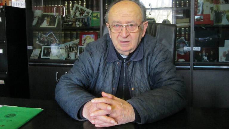 Cesena: morto don Renato, parroco a Pioppa e docente a S. Egidio Cesena: morto don Renato, parroco a Pioppa e docente a S. Egidio