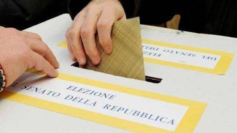 Elezioni, in Emilia-Romagna 404 candidati in corsa per 43 seggi: alle urne 3,3 milioni di elettori Elezioni, in Emilia-Romagna 404 candidati in corsa per 43 seggi: alle urne 3,3 milioni di elettori
