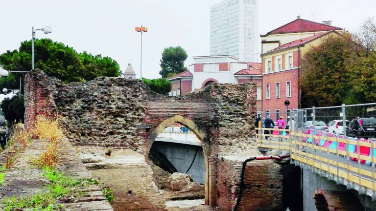 Cronaca riminese: Porta Galliana ovvero “l'andron dal puteni” Cronaca riminese: Porta Galliana ovvero “l'andron dal puteni”
