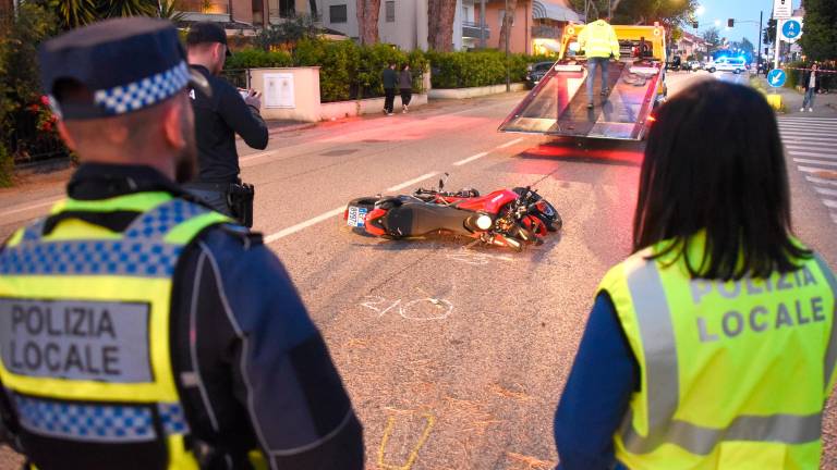 L’incidente in cui ha perso la vita il 58enne (foto Manuel Migliorini) L’incidente in cui ha perso la vita il 58enne (foto Manuel Migliorini)