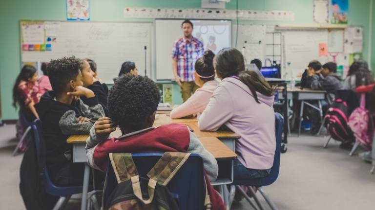 Emilia-Romagna, Comuni e Province: Scuole, affrontare il sovraffollamento Emilia-Romagna, Comuni e Province: Scuole, affrontare il sovraffollamento