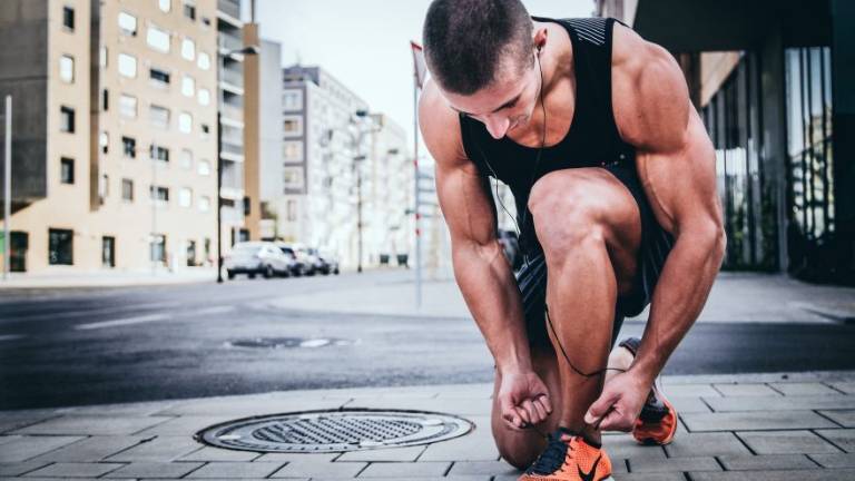 Abbigliamento sportivo per prestazioni più elevate Abbigliamento sportivo per prestazioni più elevate