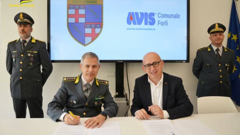 Forlì, patto tra Avis e Guardia di Finanza Forlì, patto tra Avis e Guardia di Finanza