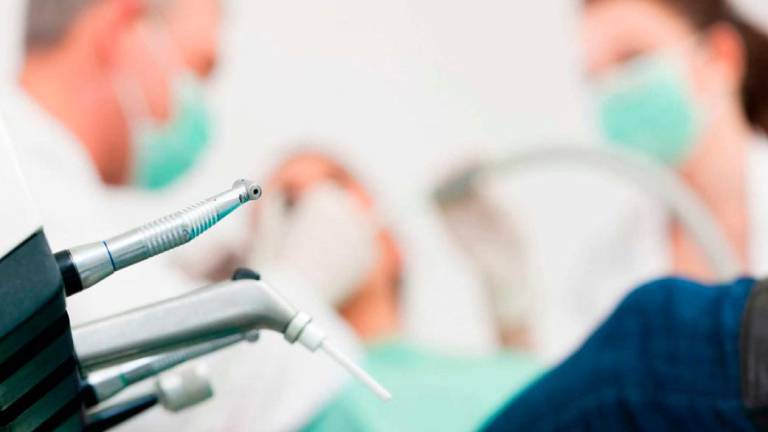 Cervia, pagamenti per cure mai eseguite. Dentista a processo Cervia, pagamenti per cure mai eseguite. Dentista a processo