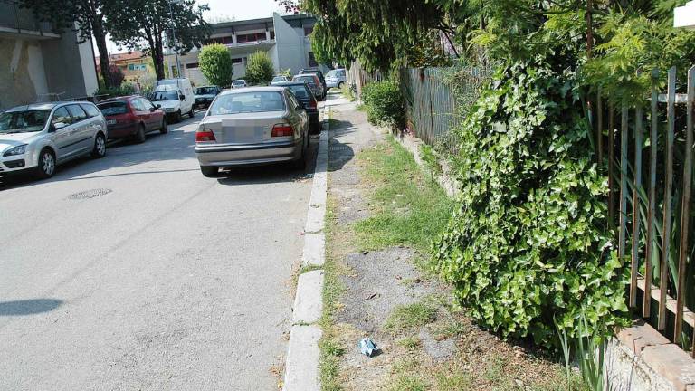 Nuovo parcheggio sperimentale a Viserba: 55 posti auto a disposizione di operatori e residenti Nuovo parcheggio sperimentale a Viserba: 55 posti auto a disposizione di operatori e residenti
