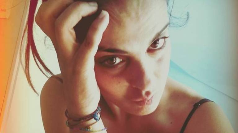 Gli amici della ragazza uccisa: Era fragile ma sempre solare Gli amici della ragazza uccisa: Era fragile ma sempre solare