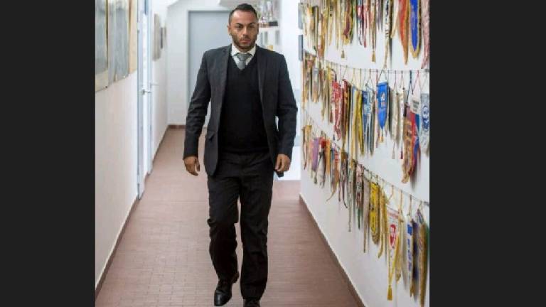 Calcio, l'Imolese annuncia: Pagati gli stipendi, ora l'iscrizione alla Serie D Calcio, l'Imolese annuncia: Pagati gli stipendi, ora l'iscrizione alla Serie D