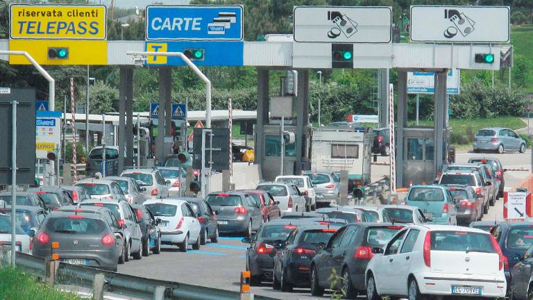 Riccione, A14: casello aperto per il ponte dell’Immacolata Riccione, A14: casello aperto per il ponte dell’Immacolata
