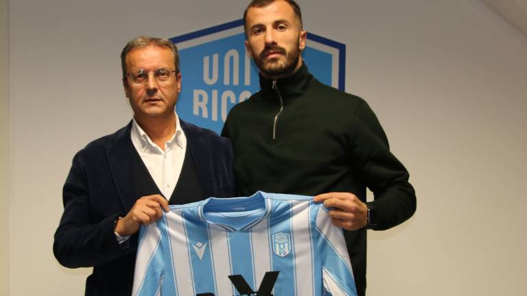 Calcio D, lo United Riccione puntella la difesa con Flavio Ferrara e Tom Syku Calcio D, lo United Riccione puntella la difesa con Flavio Ferrara e Tom Syku