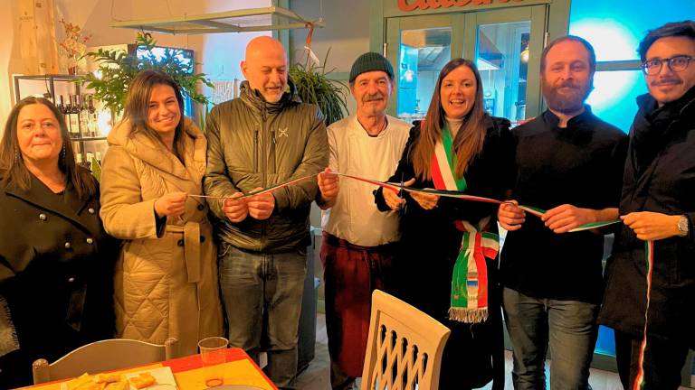 “Sognavo di aprire un’attività nella mia santa Sofia”: Michele torna da Milano e inaugura una nuova osteria “Sognavo di aprire un’attività nella mia santa Sofia”: Michele torna da Milano e inaugura una nuova osteria